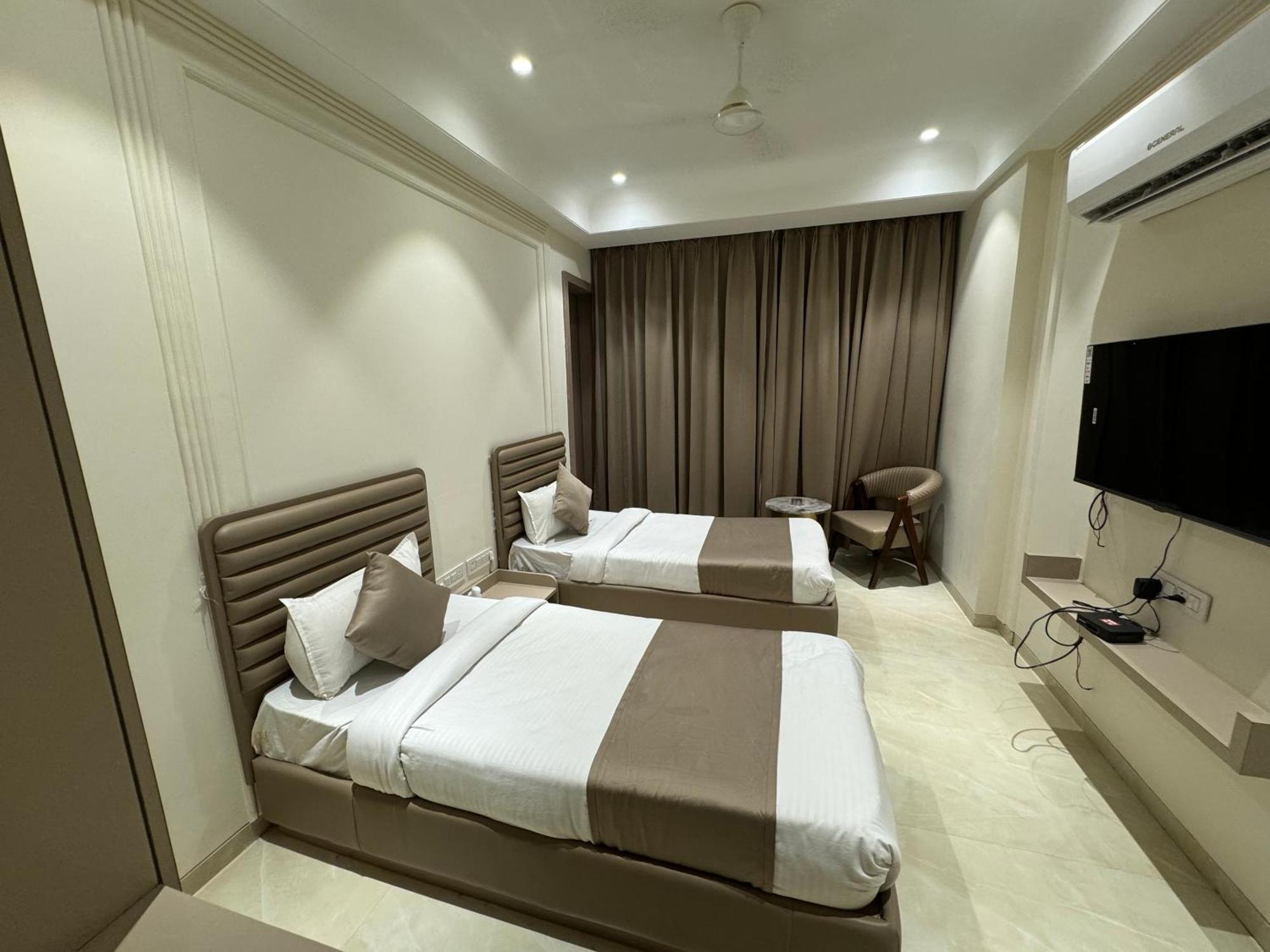 Hotel Fortune Inn Bhopal Exterior photo