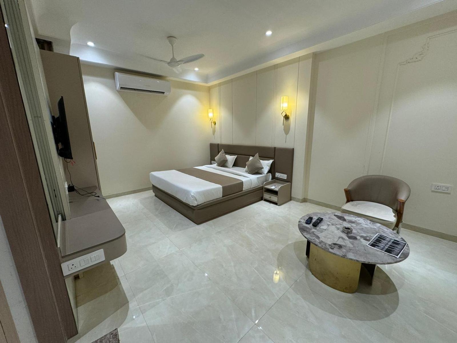 Hotel Fortune Inn Bhopal Exterior photo