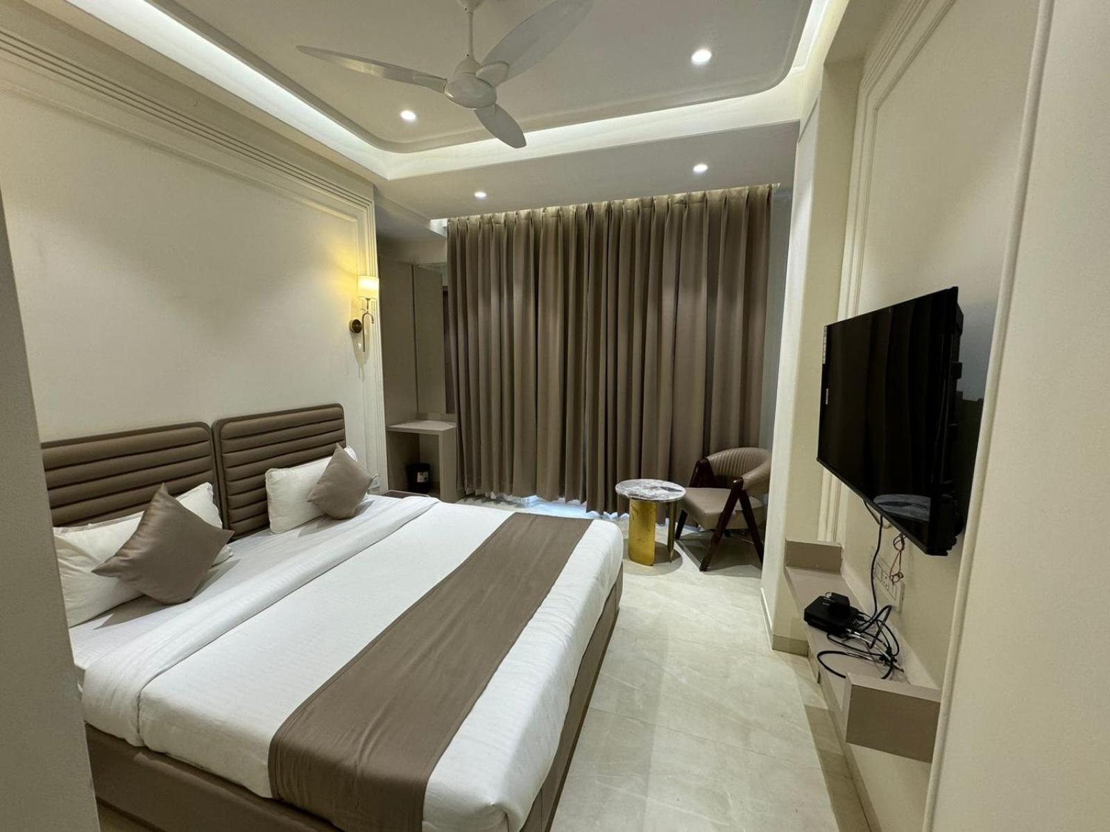 Hotel Fortune Inn Bhopal Exterior photo